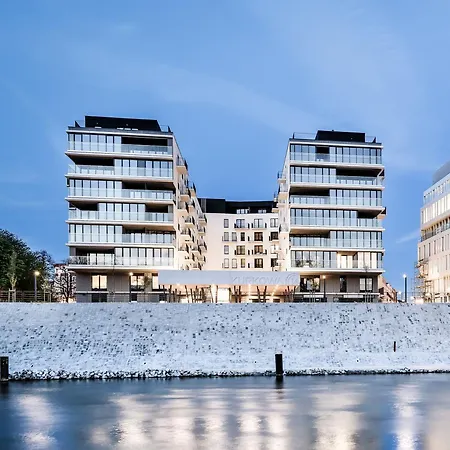 Kurkowa 14 By The River - 900 Steps To Market Apartment