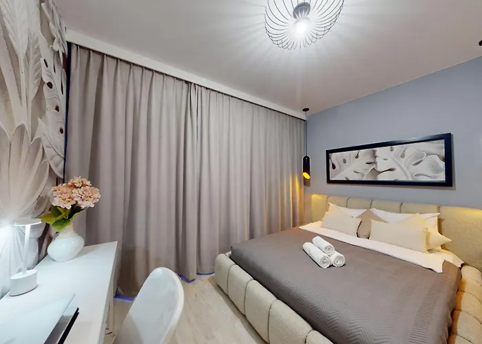 Kurkowa 14 By The River - 900 Steps To Market Wrocław