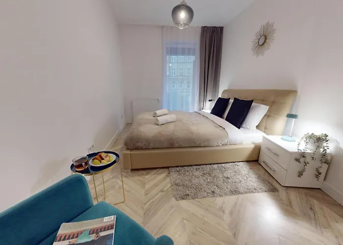 Kurkowa 14 By The River - 900 Steps To Market